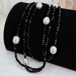 Elegant Long 24” Reflective Black and Faux White Pearl Necklace